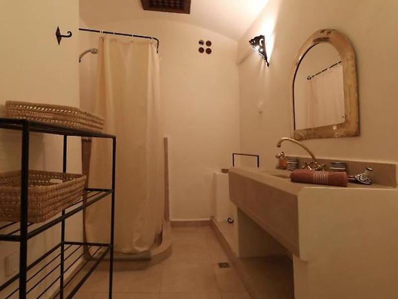 2D92C7CD32443BB541B35E3C6F4829A3