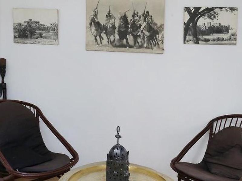 F39E5B9AE3D8BF9A43C0F00122916A10