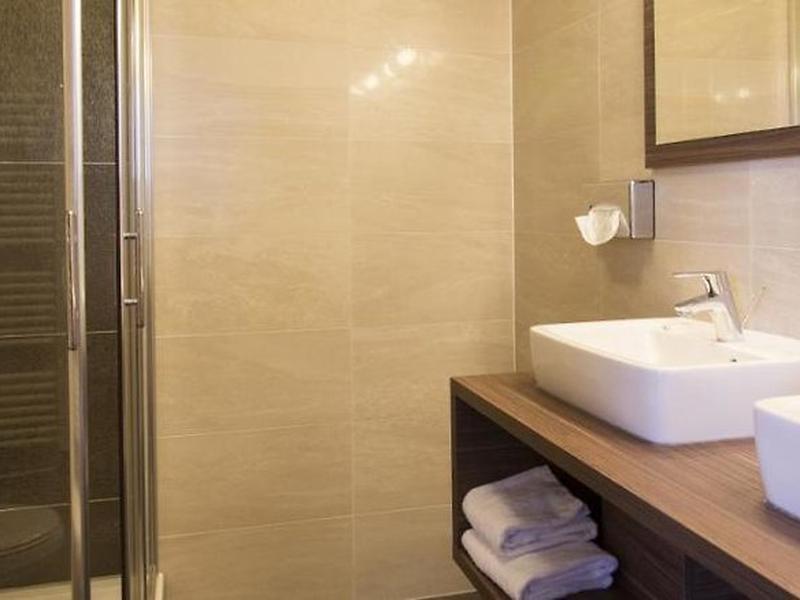 70E431FA8EE093F92635EBAB91C16E9F