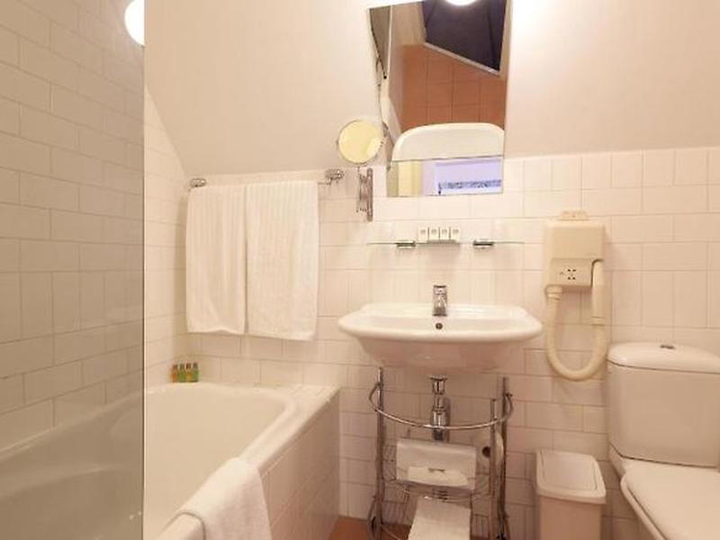 C14417F96586FE18870CAF186F16236C