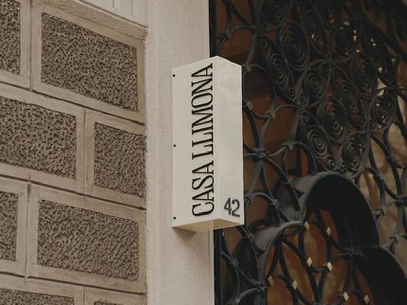 4F37D68356327F77A573A0DECF1055FE