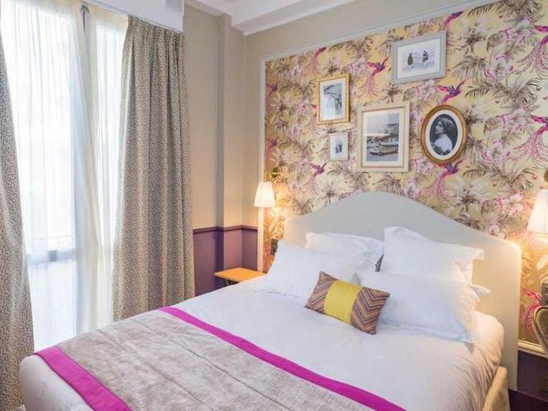 D459217F8795D646BA05059F985204CE