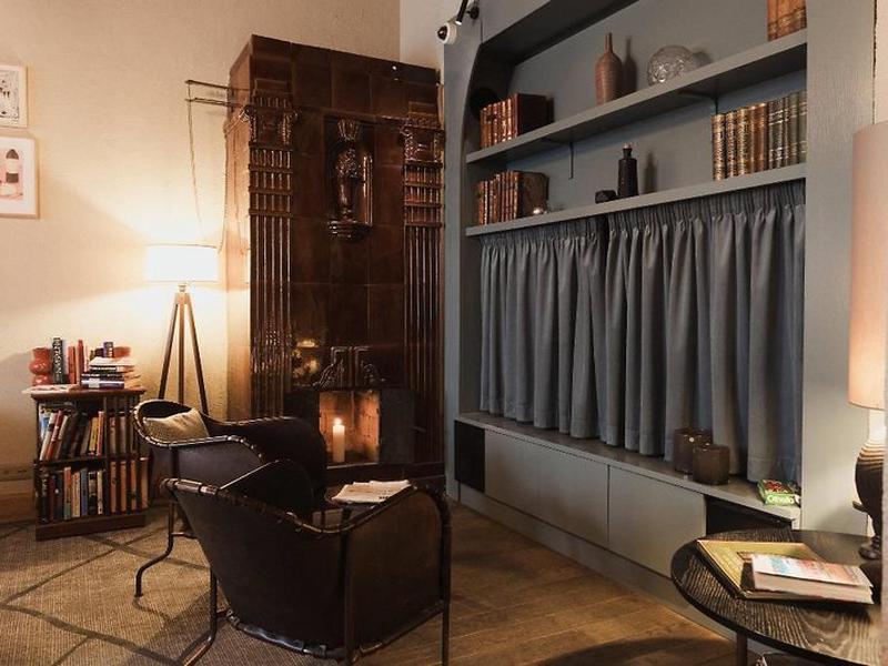 9C21C85CDC1A0DA844452321077FA25F