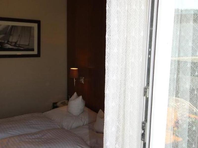 186146AA0357D3C7F9952C830B2ED3F6