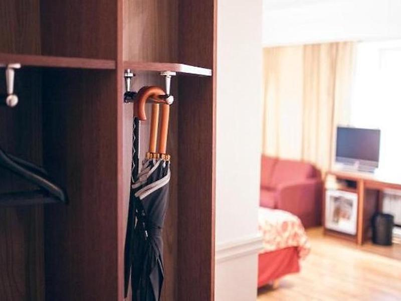 B8539740EAE8387F163F11071DEBC226