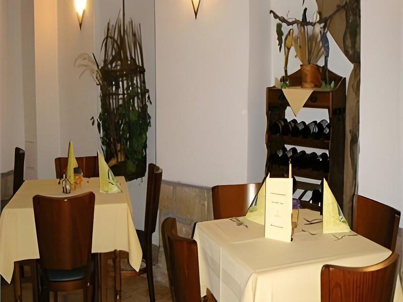 CB26AF3D58824D057EE460DBB21A09BE