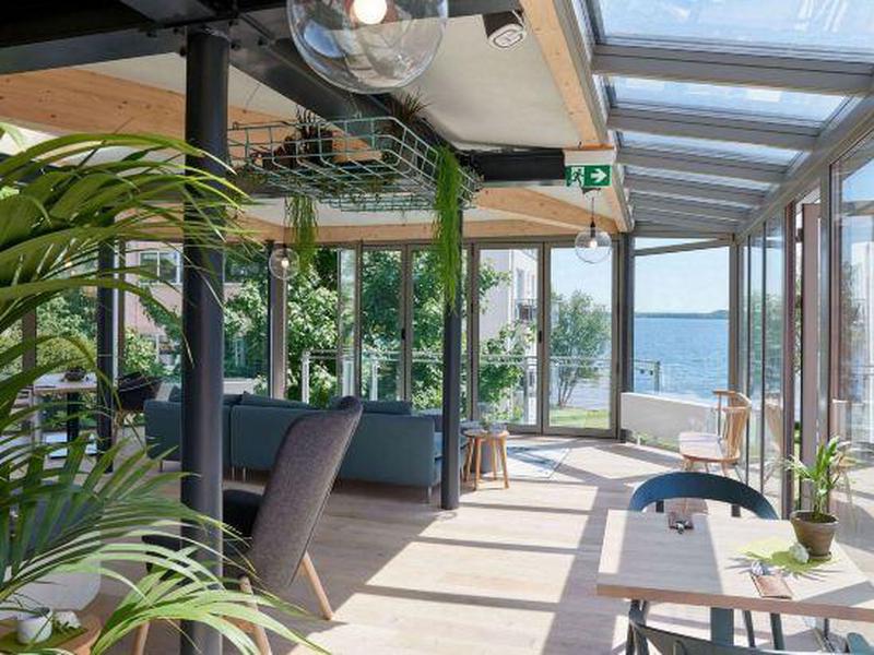 26CB4583AF98E1A93984DAE6344B37F6