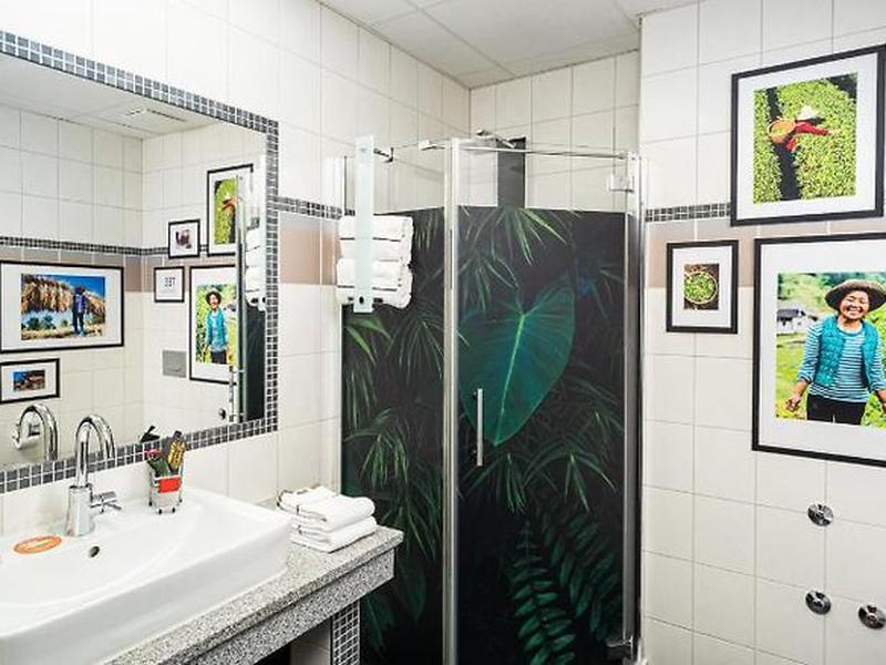 C4FA2EDB3723E6B87D24AC7BACDDCBCE