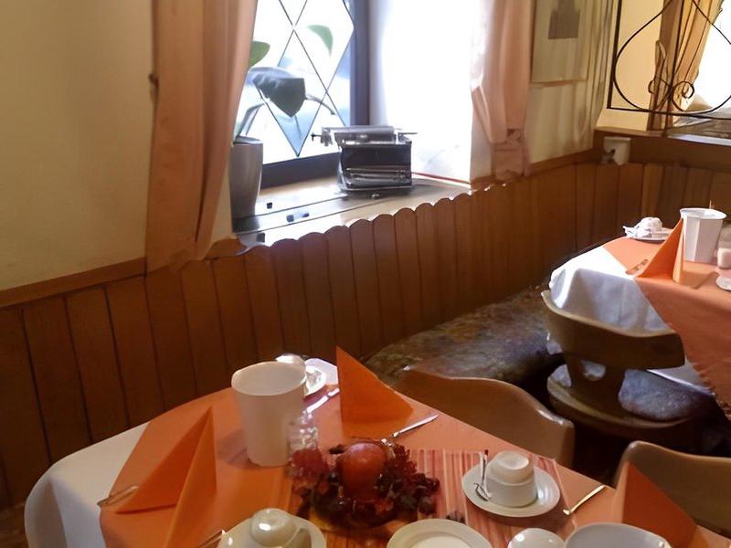 92222081DFC4C47DB1FDA7D1ABDEC5B0