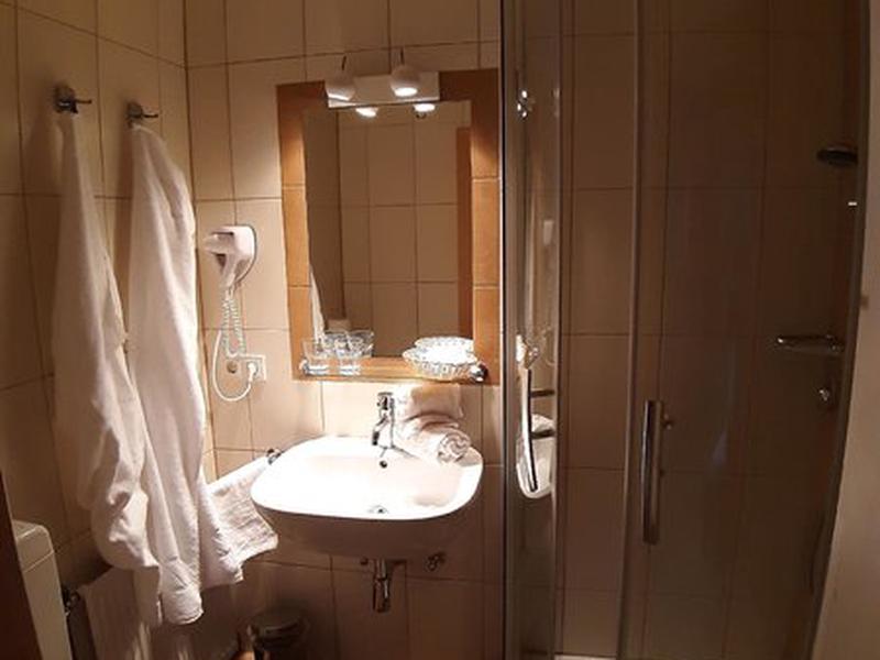 83C866E67B3E3751D8D34639B92321B5