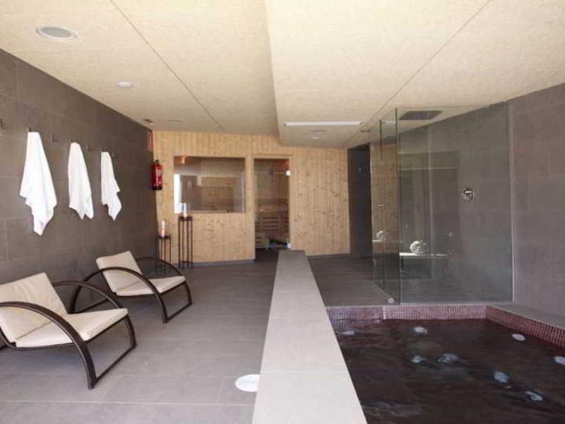 0C971C3A04B66948E3104B67BBB8670A