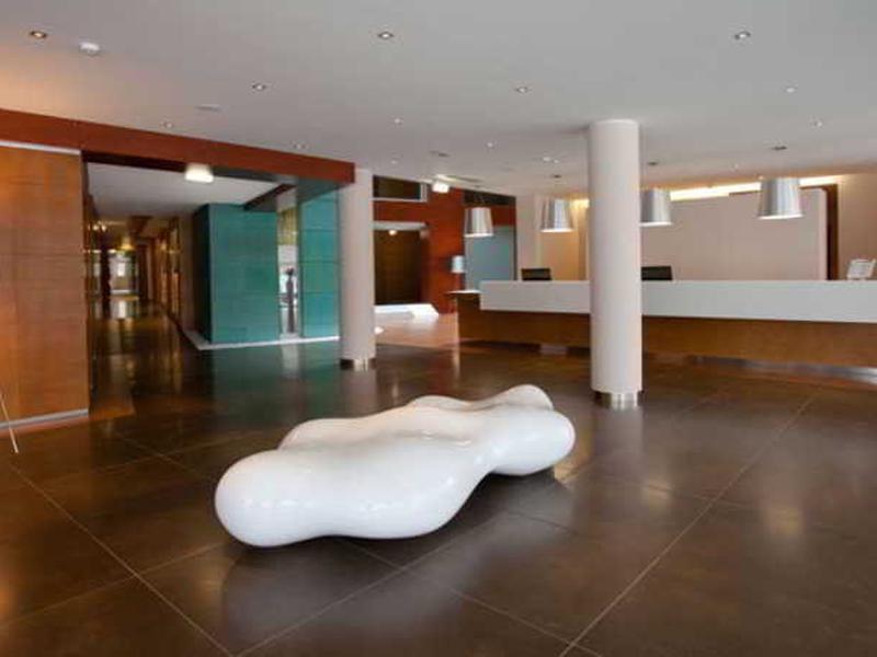 878DF36F7E06712B55AC29DF01D82F01