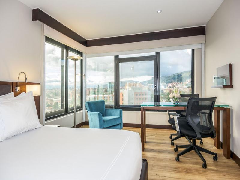 E58B2FE0D03A9C6A900F3CEB30FF0AA1