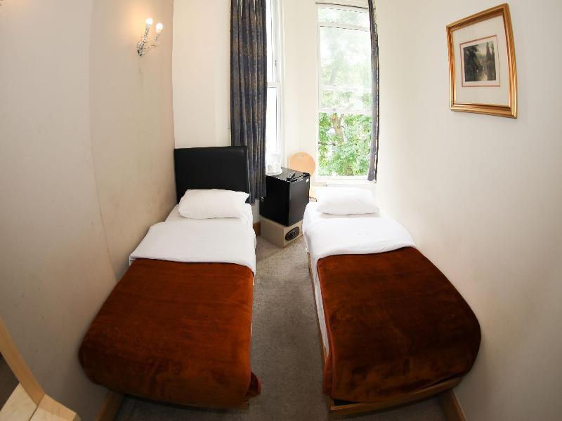 F4EBEF86F99C30F6304FF46DD4EA3ED9