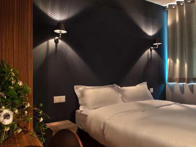 1E3D8EB06FF62207C279D603DD1E2CE2