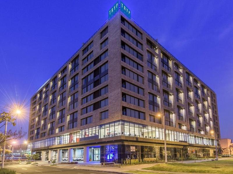 D639FAFE43110B42D3D7DC8300332EBA