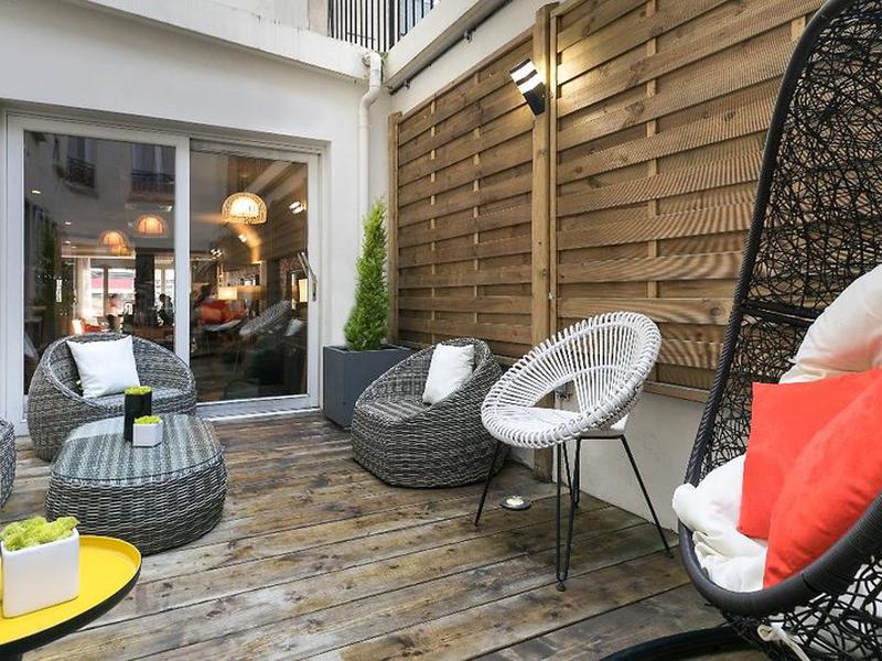 10624610E324C3A23A965C0DDEE8607E