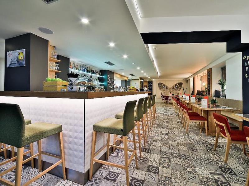 EFD8B2E97CF373303643D01141121E89