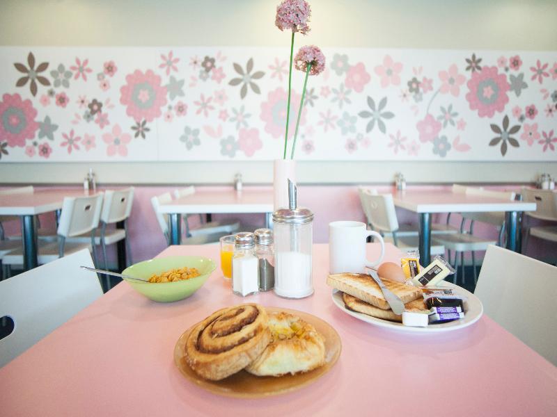 02476060B5F75F19162CFD8C380B3FEE