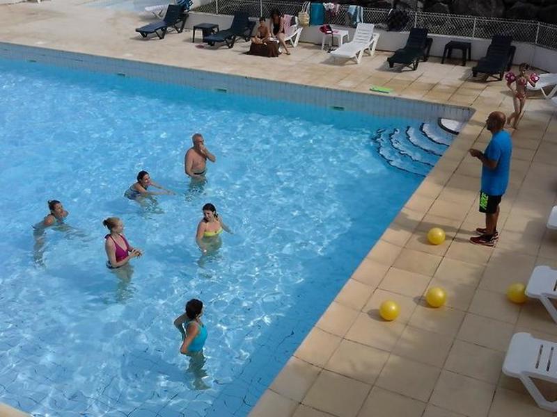 975B744BC31E2CB0C97AE5DC74016532