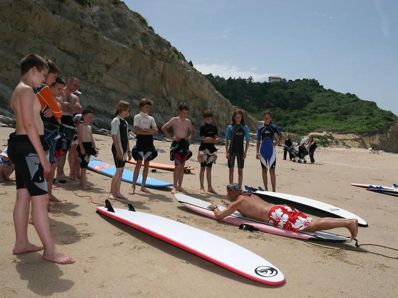 35F9D7AE9C01D61E1ACBD127BEEDC588