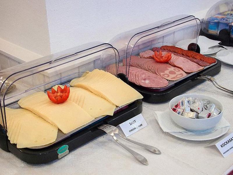 A9EE07092E640E2F2AE70657E629ED64