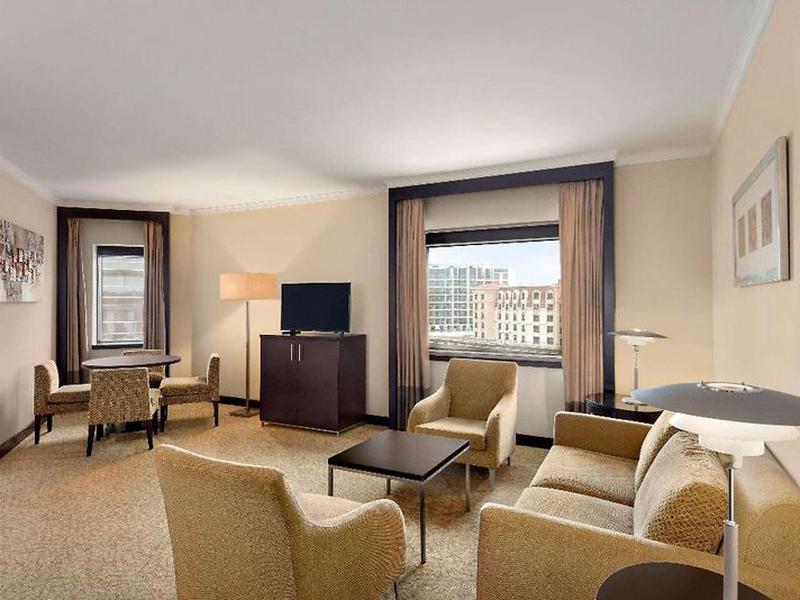 E57BE5B22A03F77B41EFF973AF78D5FA