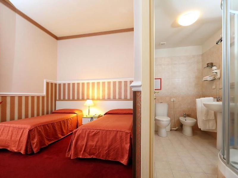 7DD30364451B5A89F29C2B9124DCC4FE