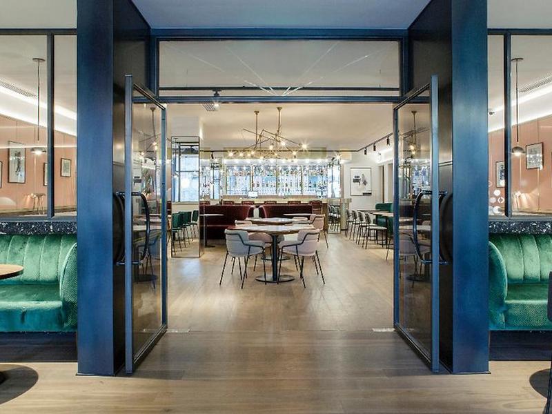 5305F5354A8C05A39A3C68B14222C586