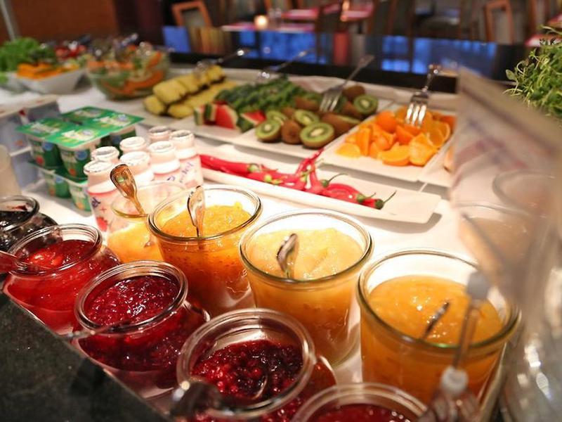 C16B66818EC422FC444ED4D946AA22C3