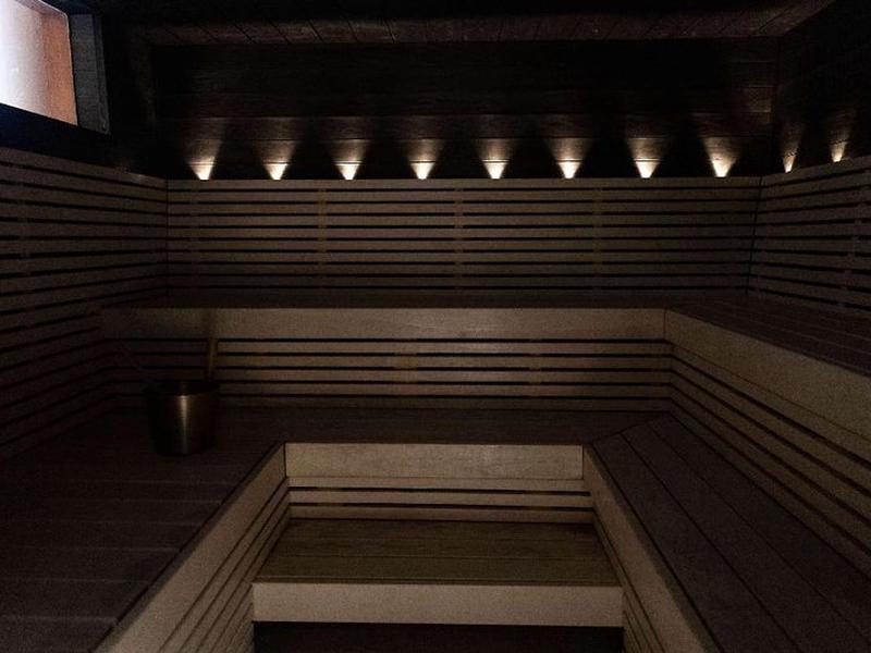 97A16ACC71848E77315F14ECAD375C90