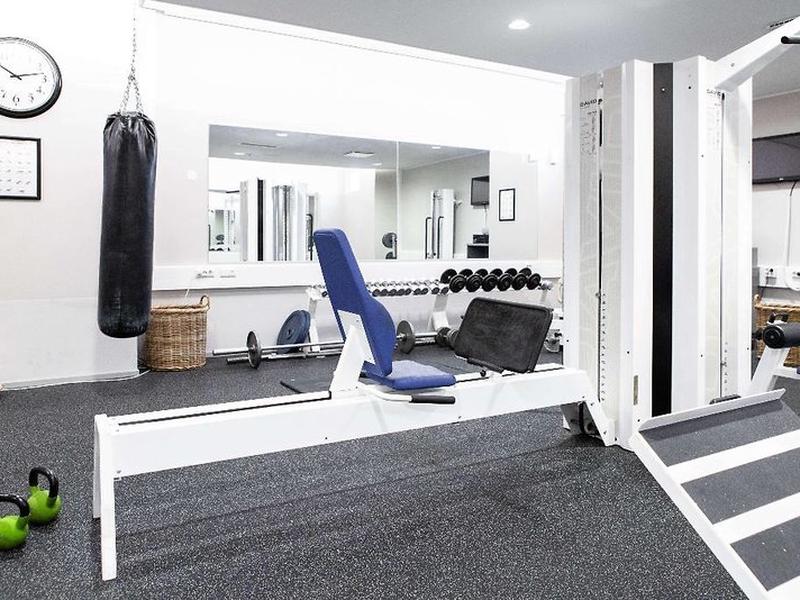 BFD64368A4B3868B59159AB2F3A14AE5