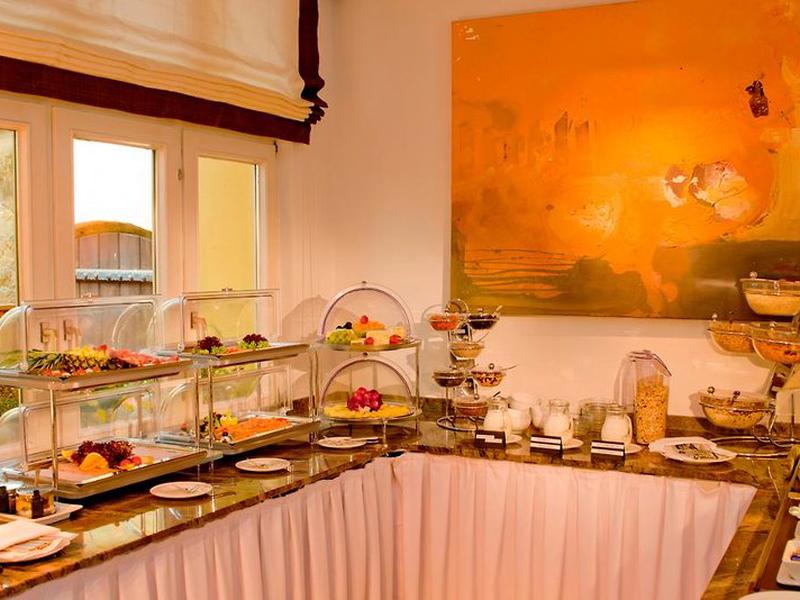 23BBF623E67EA6D1C934E55443DD21B5