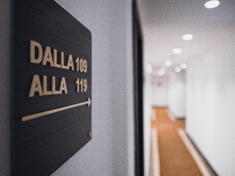 E5EAC6D9E7980463077D2A10F7DEBDCC