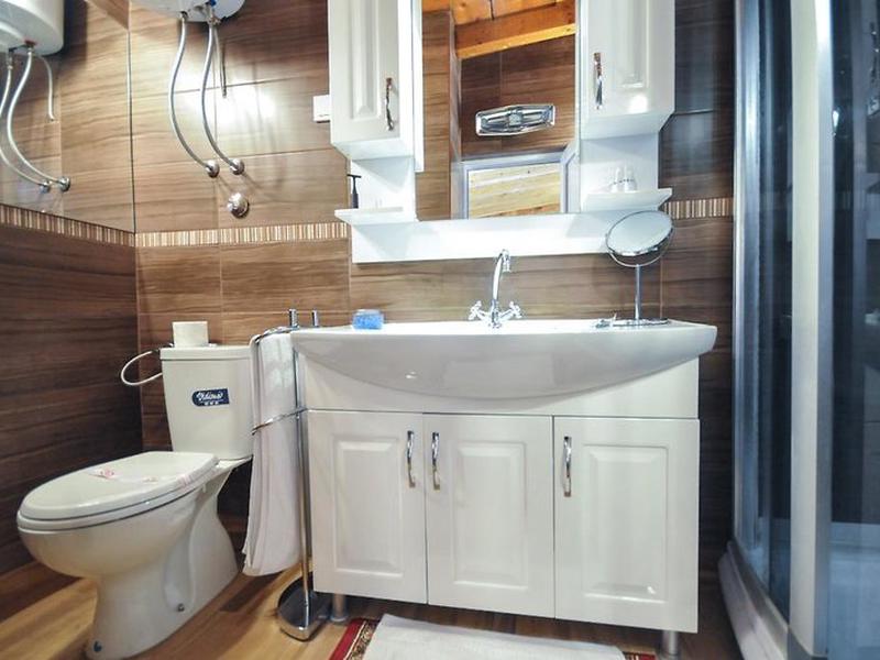 70FC7D8FEBDEED67445FFCDD31753DE9