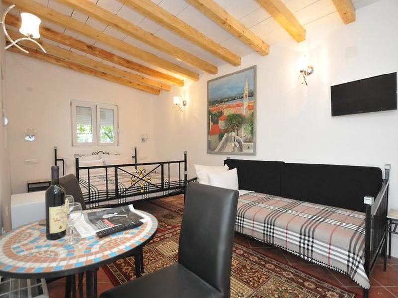 683751B253A90672760E8EE69976806D