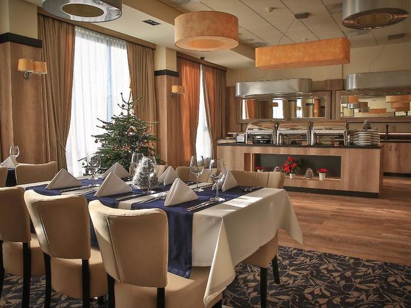 814D8AB76B01ECE10D5283E63506F5B1