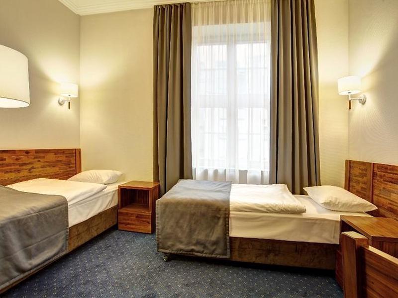 92AB43E39CCBD9CA77325301CF922F46