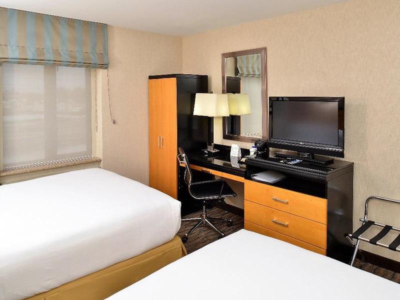 AB5A4B6E894FD2E59E8C8F6A18172121