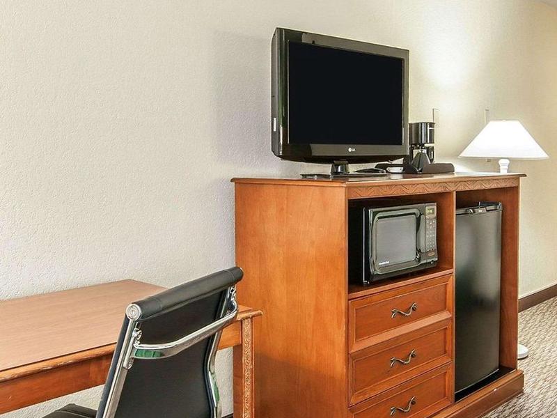 5C7576C9EC05DA990875BAD64312502B