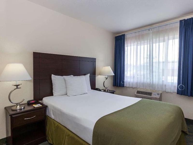 70C8942ABD4E243D93CCFB03C6A8F092