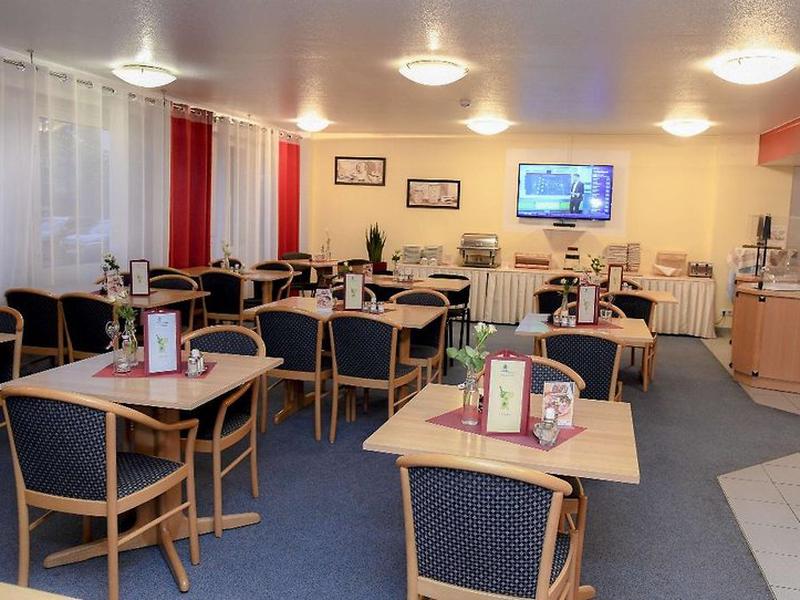 60FDD1573E10C84AA97702323855F6E7