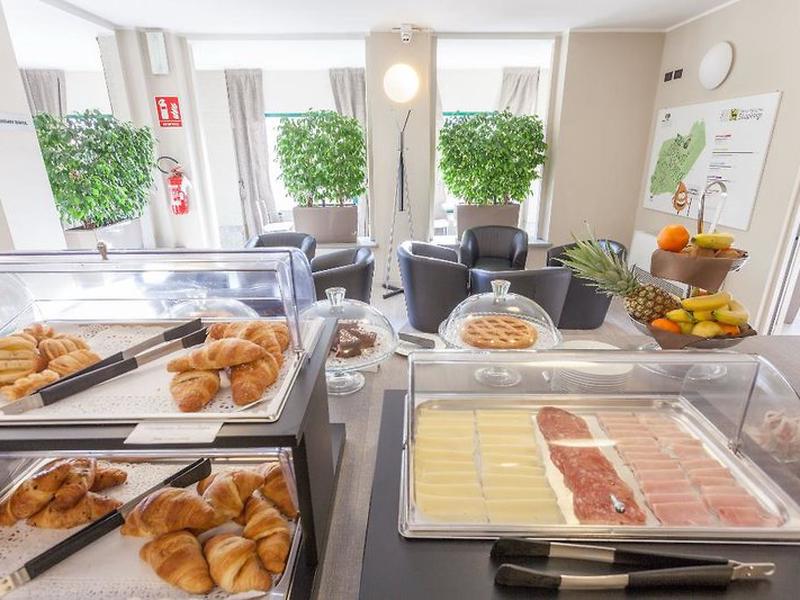 120A9248DDA855E5C79BC09A83821F69