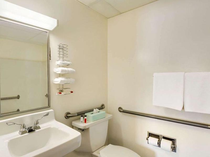 E2D77E1A10BB2CDE0D00016079408C70