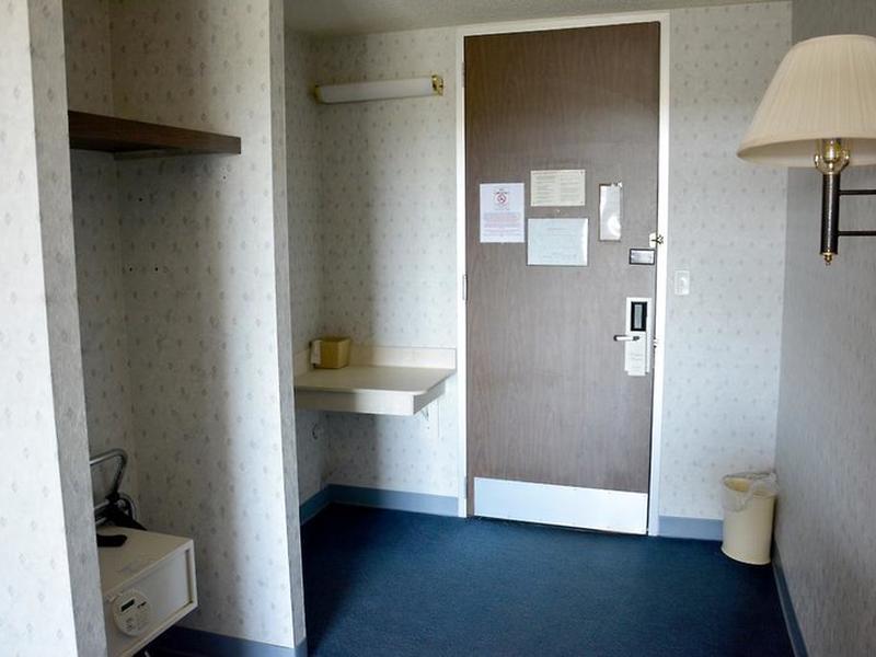 204A12ADC2E64F55719DE0657AEF11FF