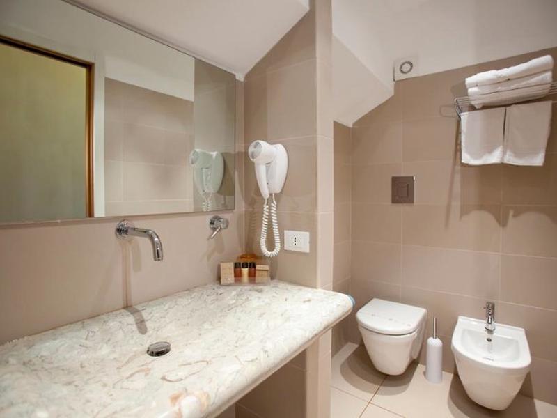 84045F49051D96A91FD24AE01AFD2408