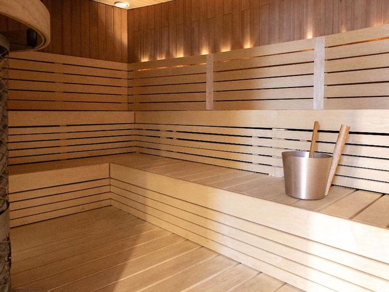 8E45DFF25D090DBD7D18E706DD0EDF77