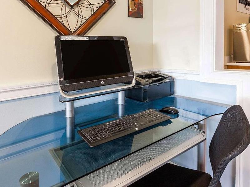 EED06D9B84756D3BB5B2D14A59A84DA9