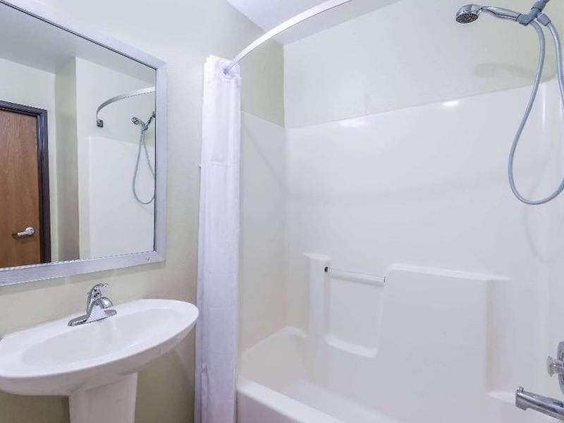 C19C1E5C8BD4C4B2831CABB568011CE6