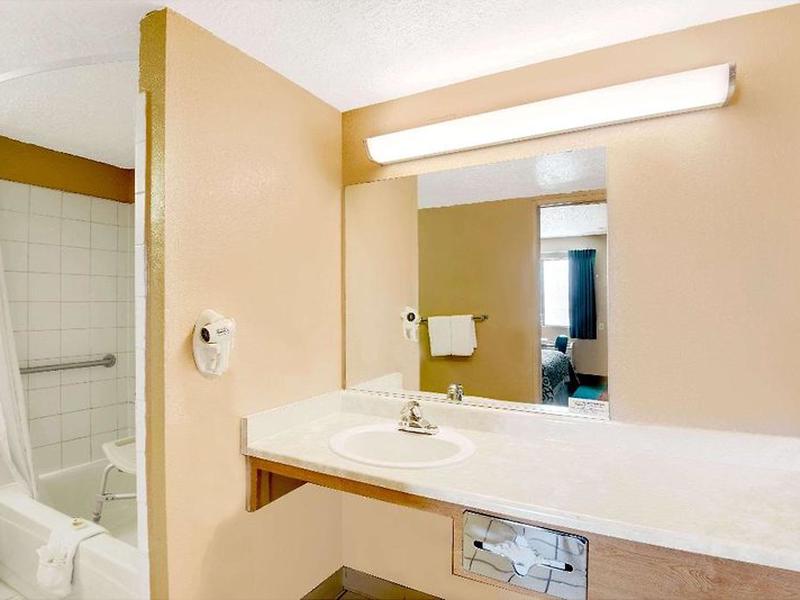 50796FD2E327BD326783C08019B3C2B1